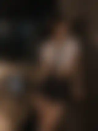 Locked premium Moment preview 4.